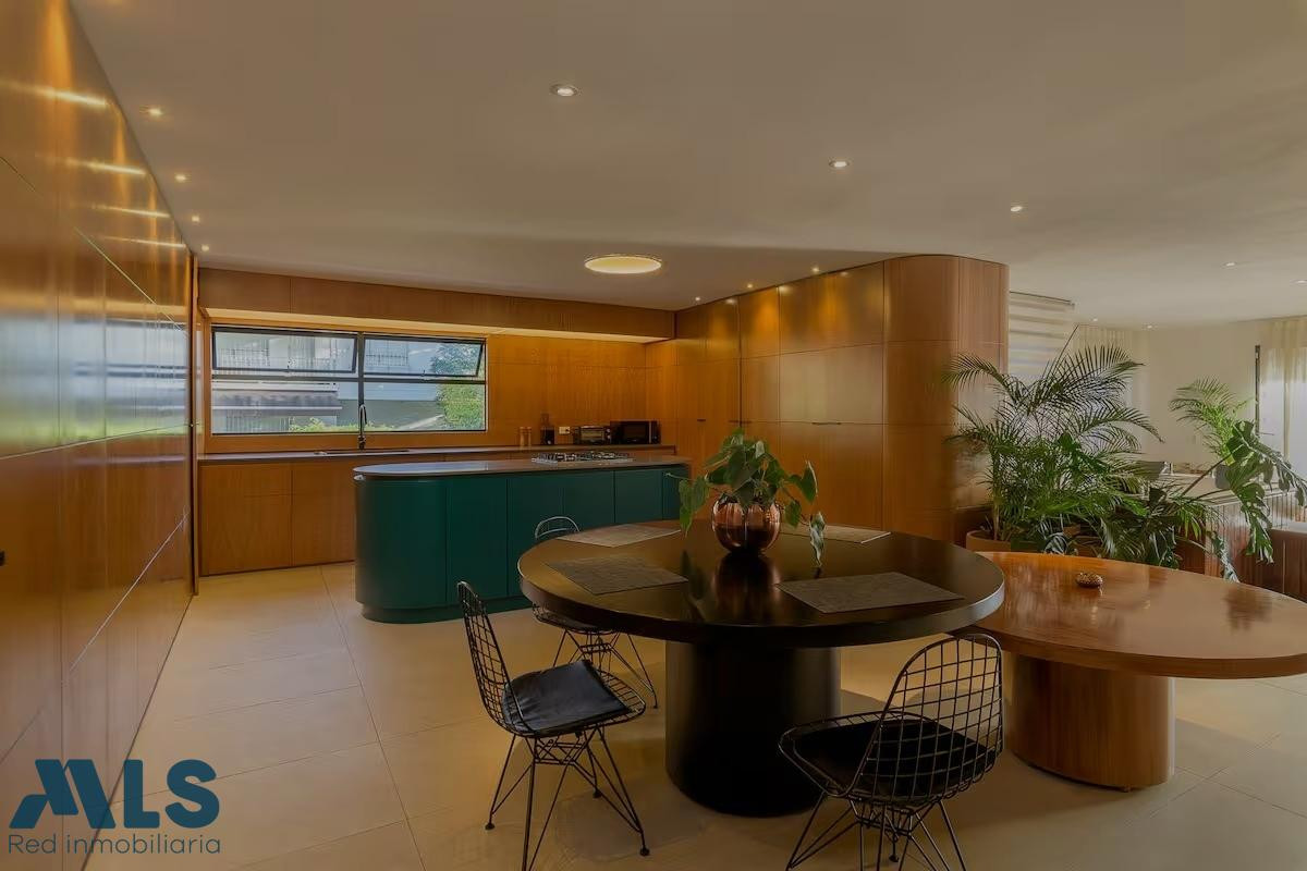 Venta de Hermoso Apartamento Remodelado a 2 minutos de Provenza medellin - las lomas no 1