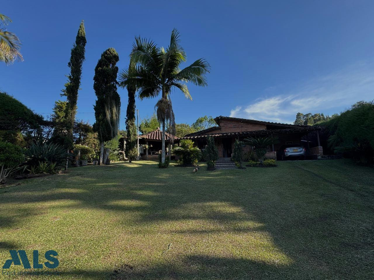 “Un paraíso natural a minutos de Medellín: ¡hazlo tuyo en Guarne!” guarne - v la mosquita guarne