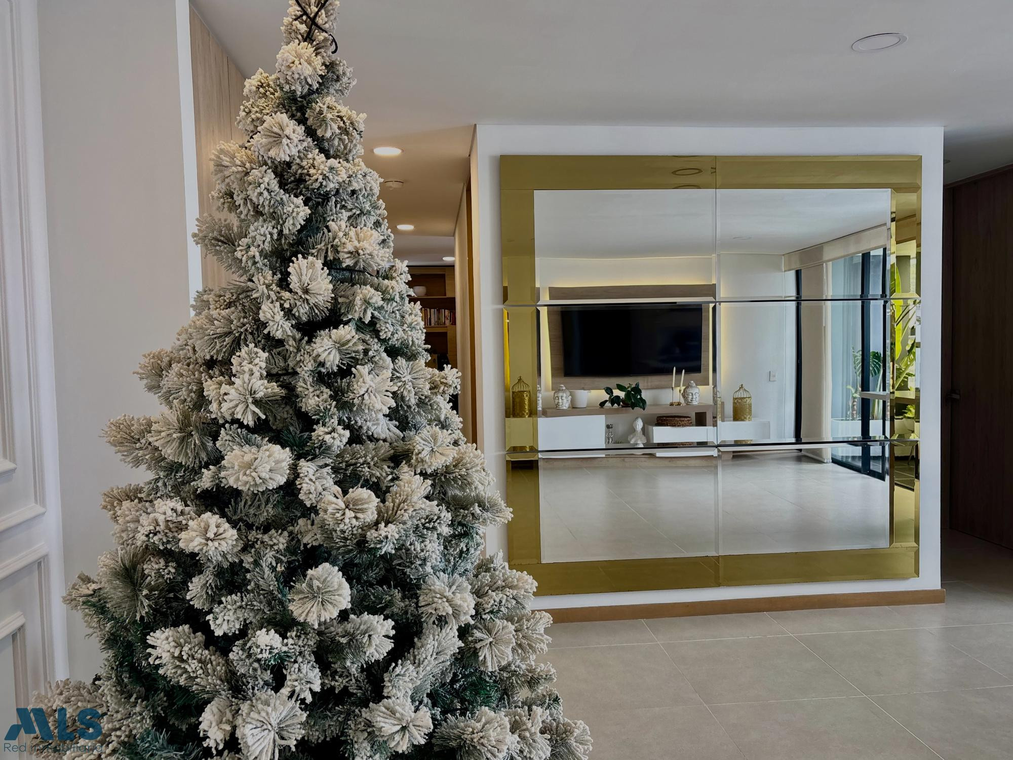 Espectacular apartamento con vista a la ciudad medellin - las palmas