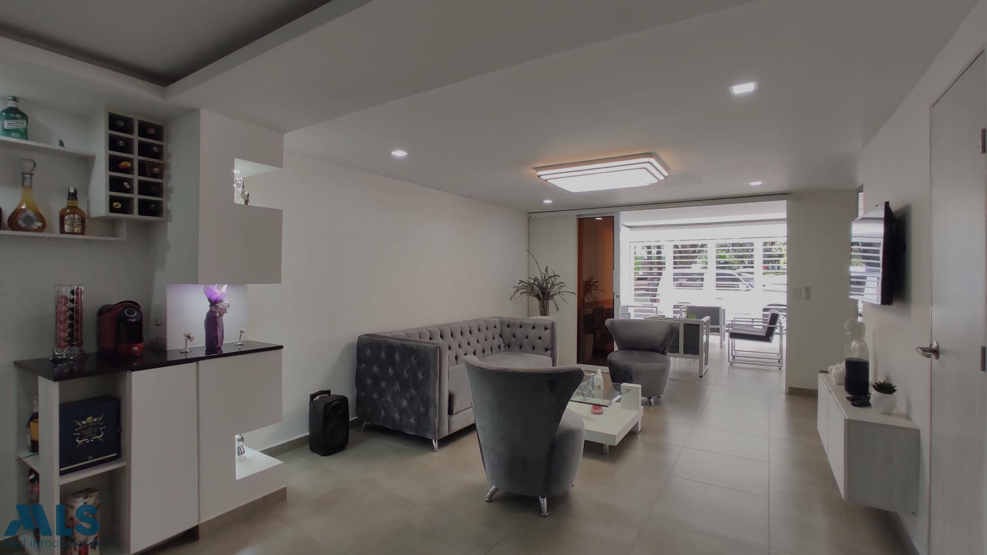 Casa Para La Venta Remodelada En Medellin Sector Belen La Mota medellin - la mota