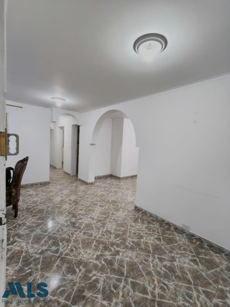 UBICACION Y GENEROSO ESPACIO medellin - los colores