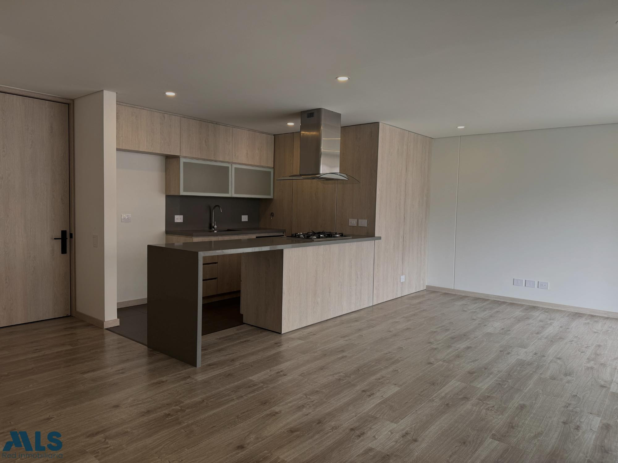 VENTA DE APARTAMENTO EN LOS ALTOS DEL POBLADO MEDELLIN medellin - altos del poblado
