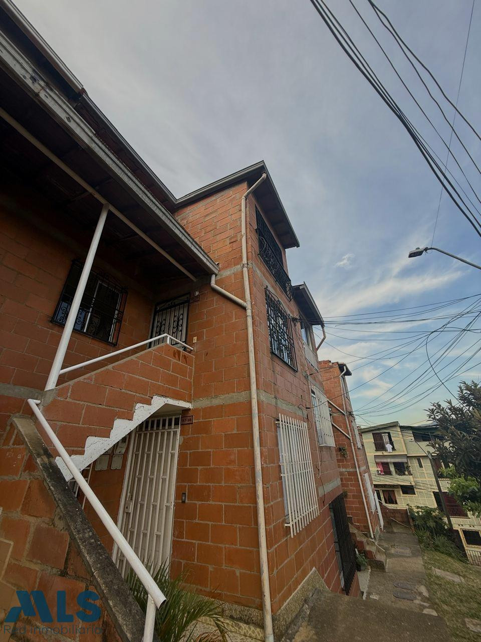 Casa unifamiliar bello - perez