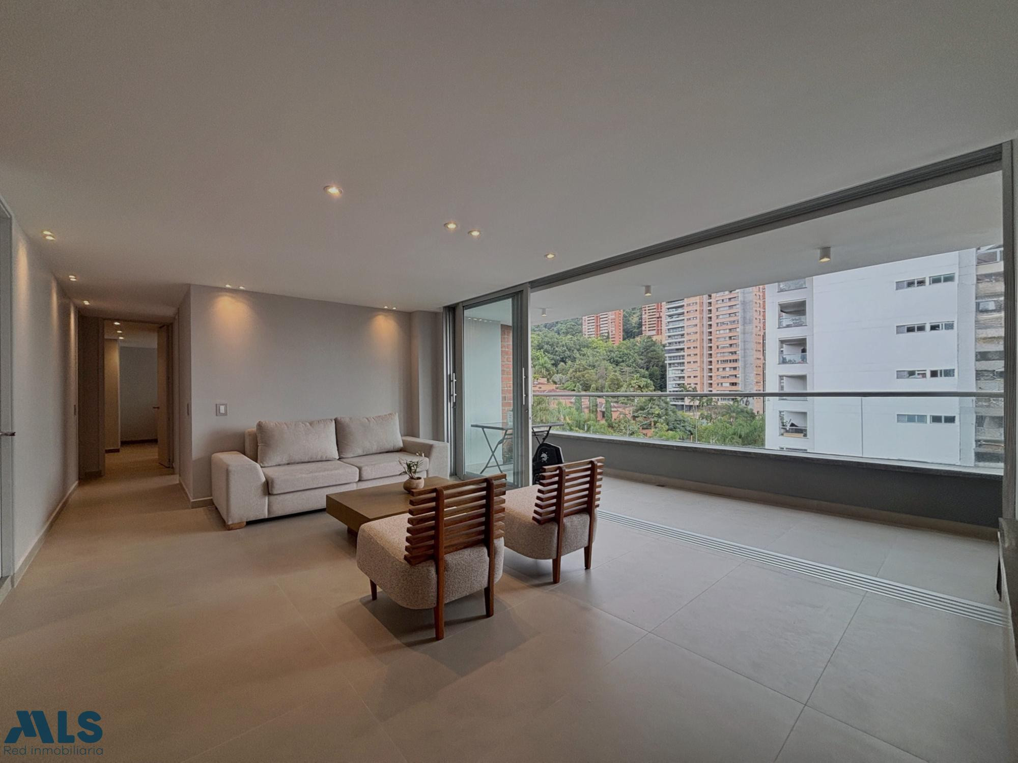 HERMOSO APARTAMENTO TOTALMENTE REMODELADO medellin - la calera