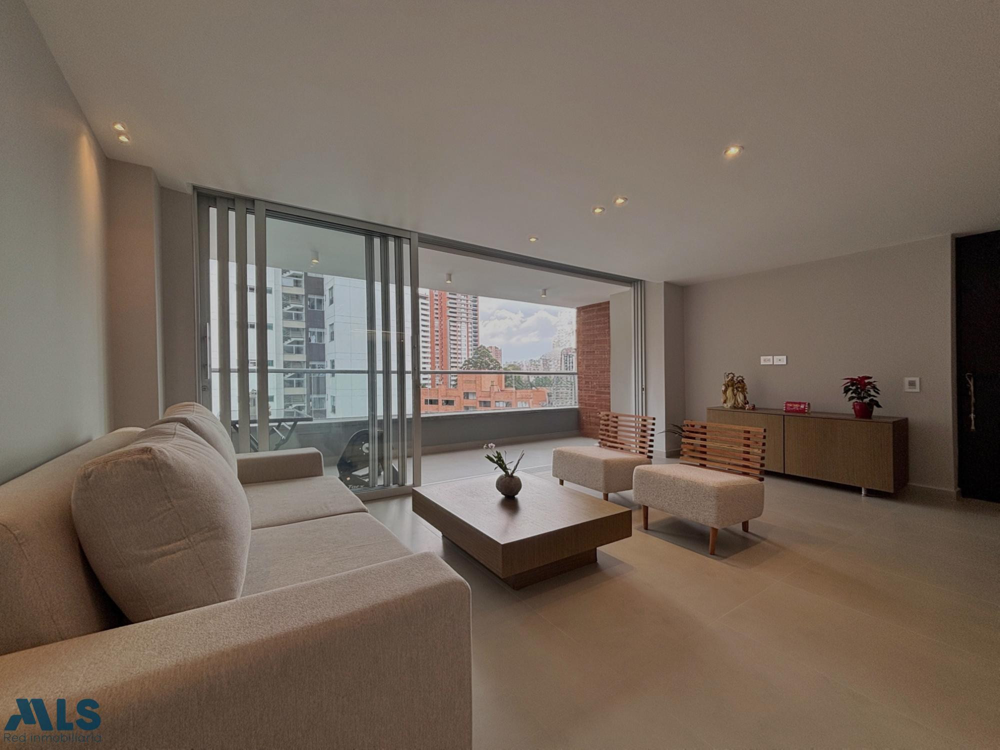 HERMOSO APARTAMENTO TOTALMENTE REMODELADO medellin - la calera