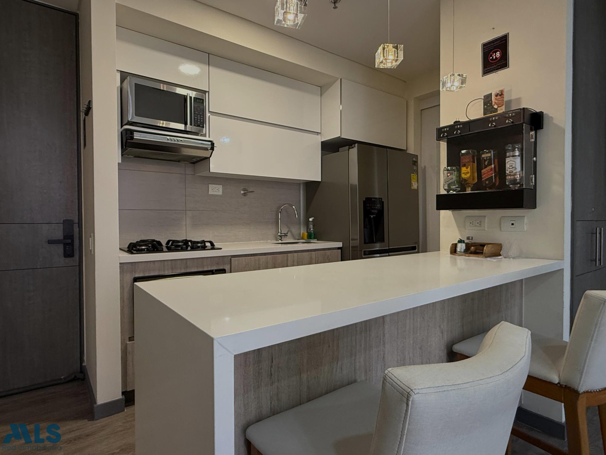 Excelente apartamento para inversión en rentas diaria medellin - los balsos no 1