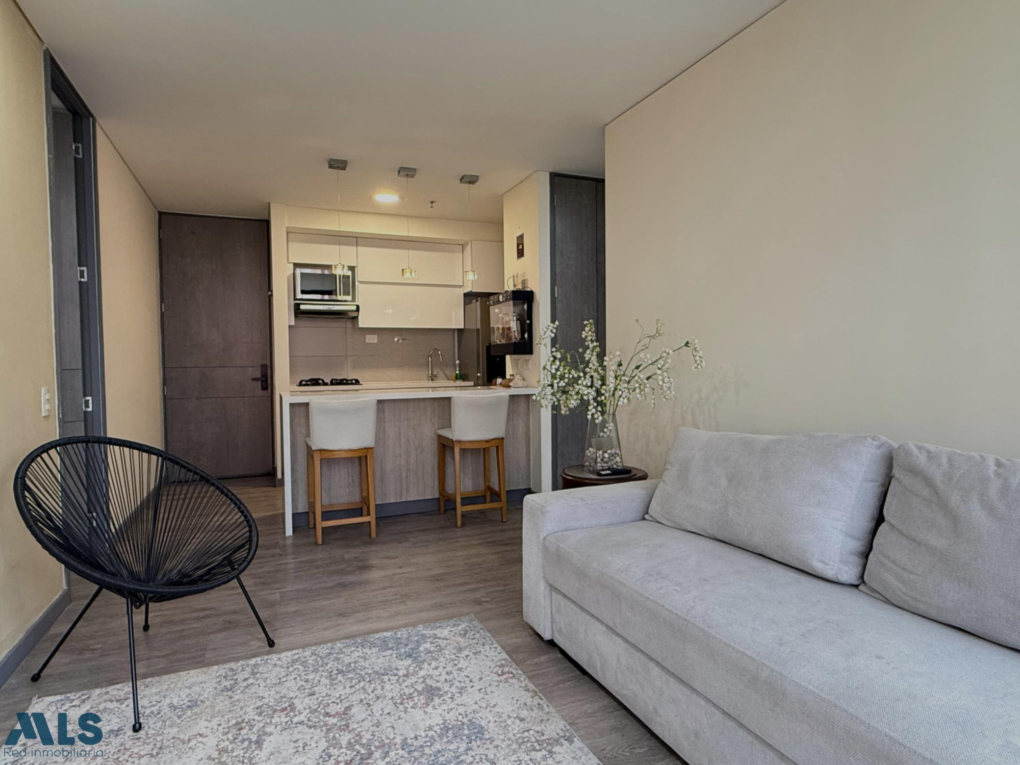 Excelente apartamento para inversión en rentas diaria medellin - los balsos no 1