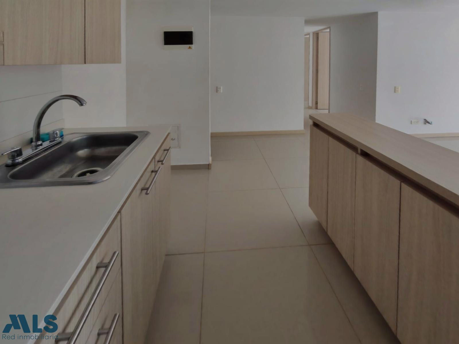 Apartamento con parqueadero en excelente ubicación en Bello bello - amazonia
