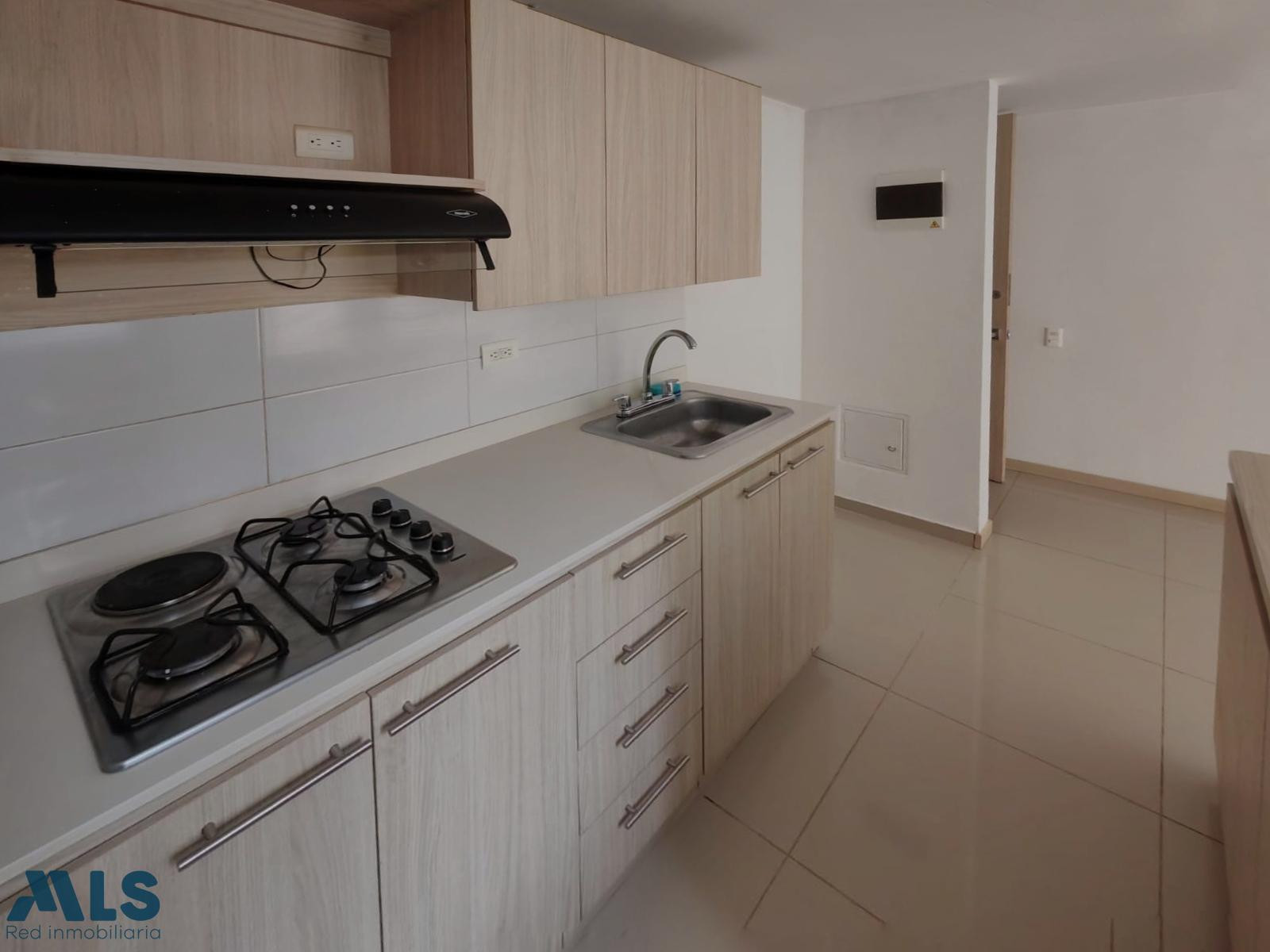 Apartamento con parqueadero en excelente ubicación en Bello bello - amazonia
