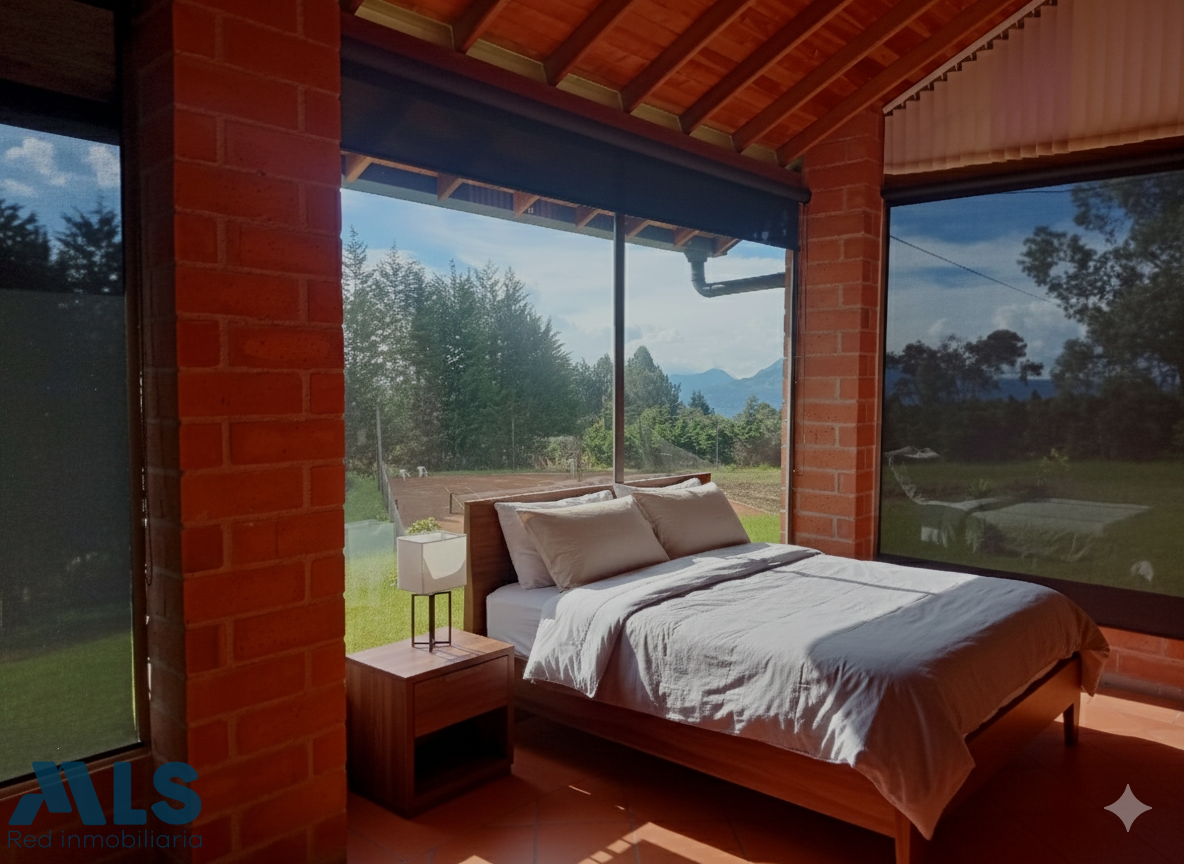 Casa de campo con pista de tenis privada. Lujo y naturaleza en tu nuevo hogar. santa-elena - rural