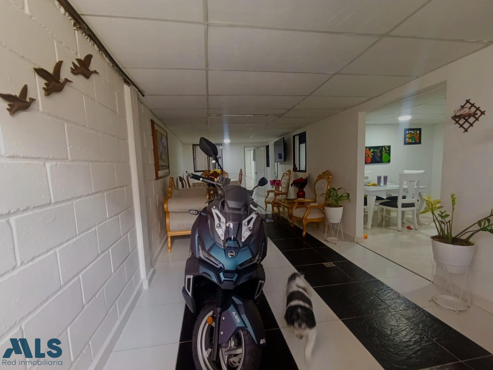 Apartamento primer piso en venta en Belen San Bernardo medellin - belen san bernardo