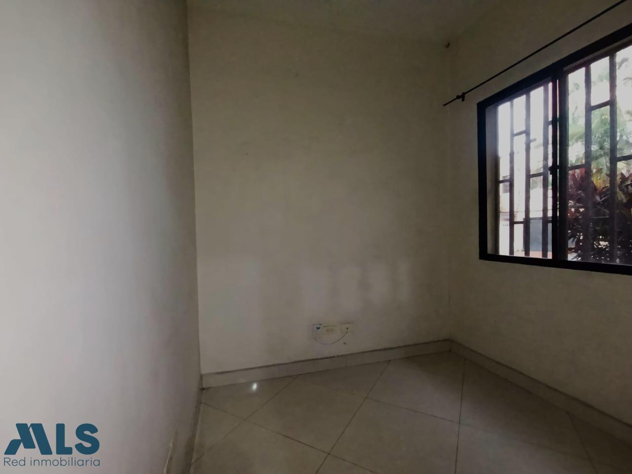 CASA EN VENTA PRIMER PISO EN FLORIDA NUEVA medellin - florida nueva