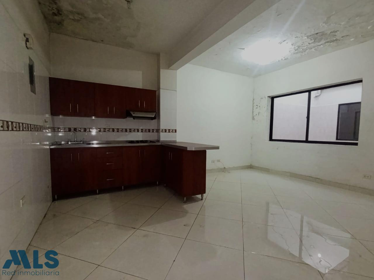 CASA EN VENTA PRIMER PISO EN FLORIDA NUEVA medellin - florida nueva