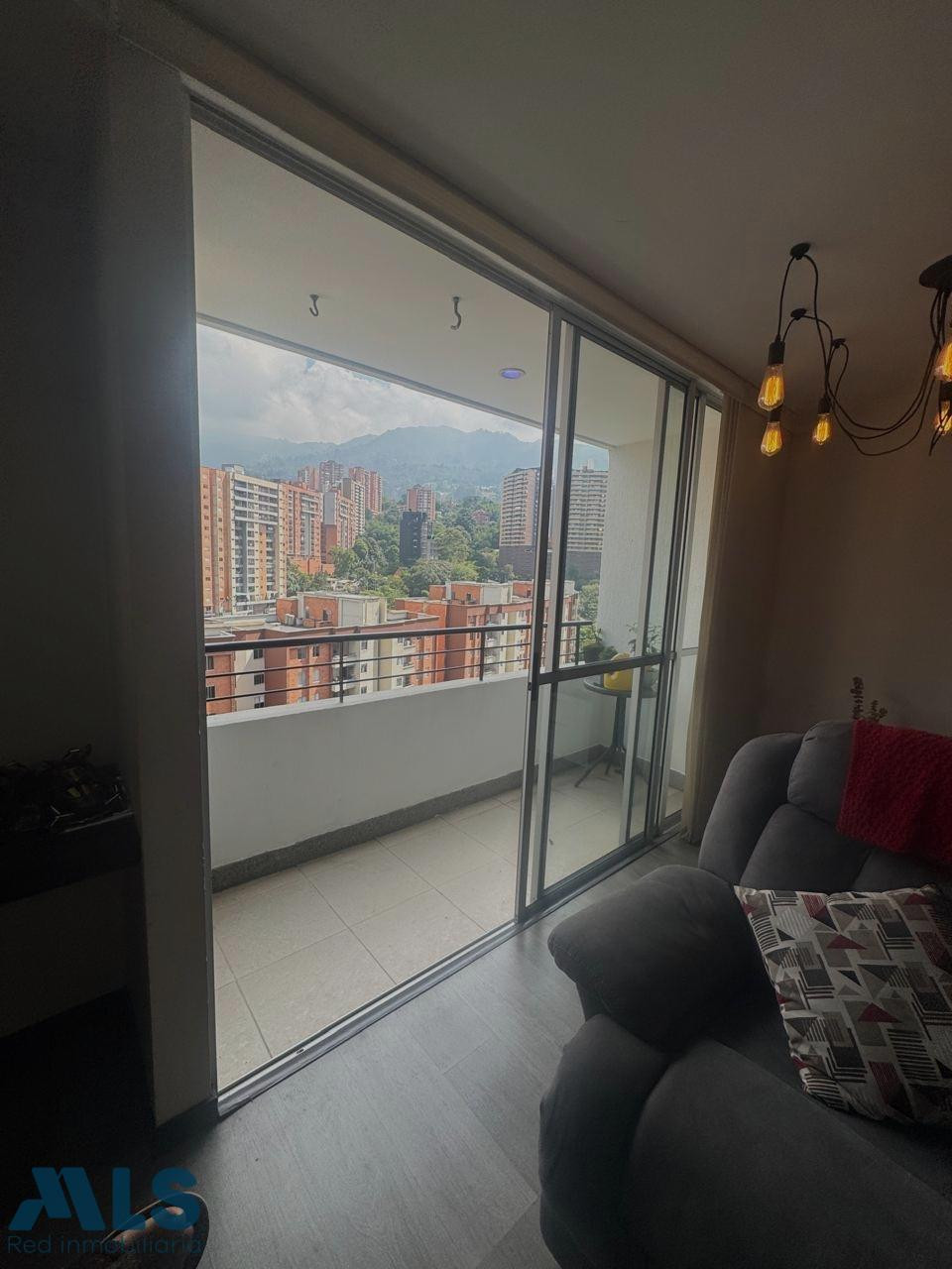 Excelente apartamento en venta en cumbres envigado - loma de cumbres