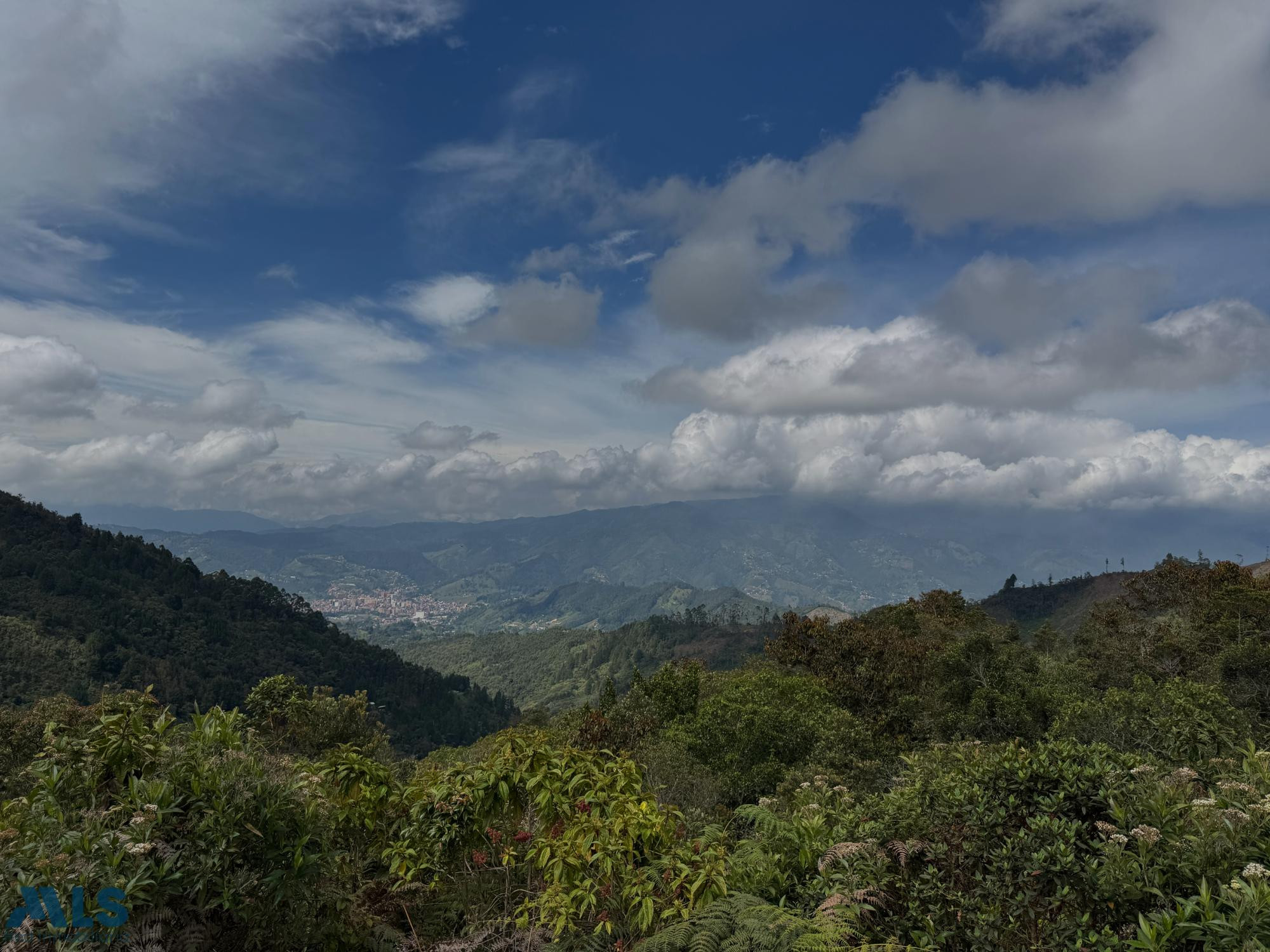 Vive rodeado de naturaleza a solo 30 minutos de la ciudad caldas - v la miel