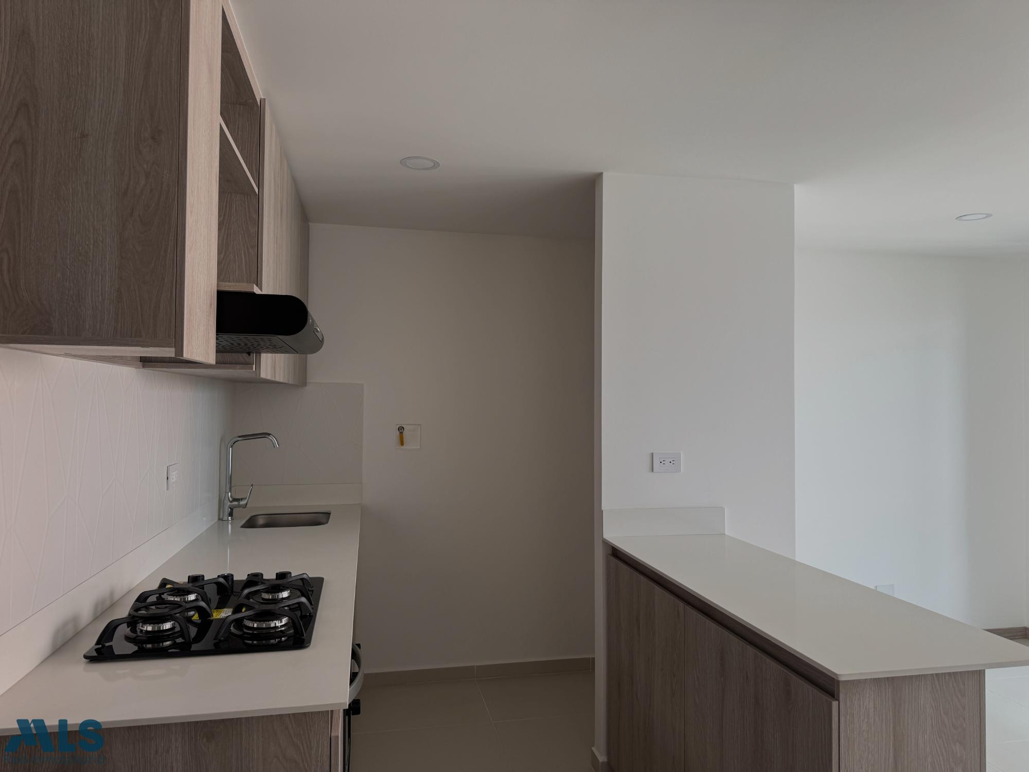 Para estrenar, con excelente ubicación itagui - simon bolivar