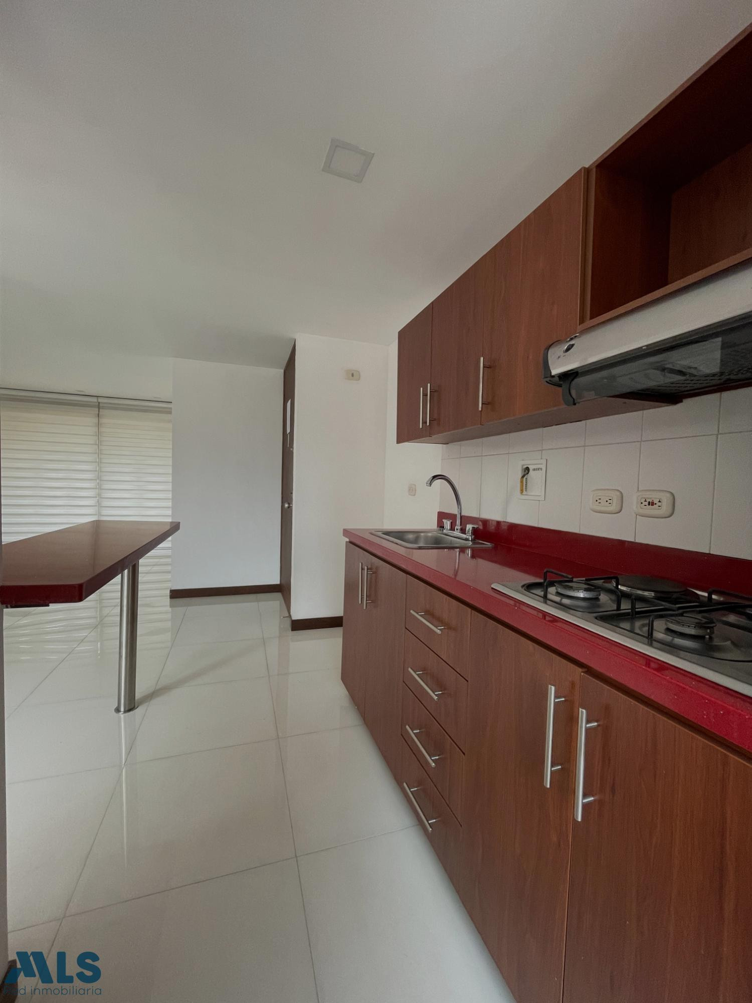 APARTAMENTO EN LAURELES, A DOS CUADRAS DEL SEGUNDO PARQUE medellin - laureles