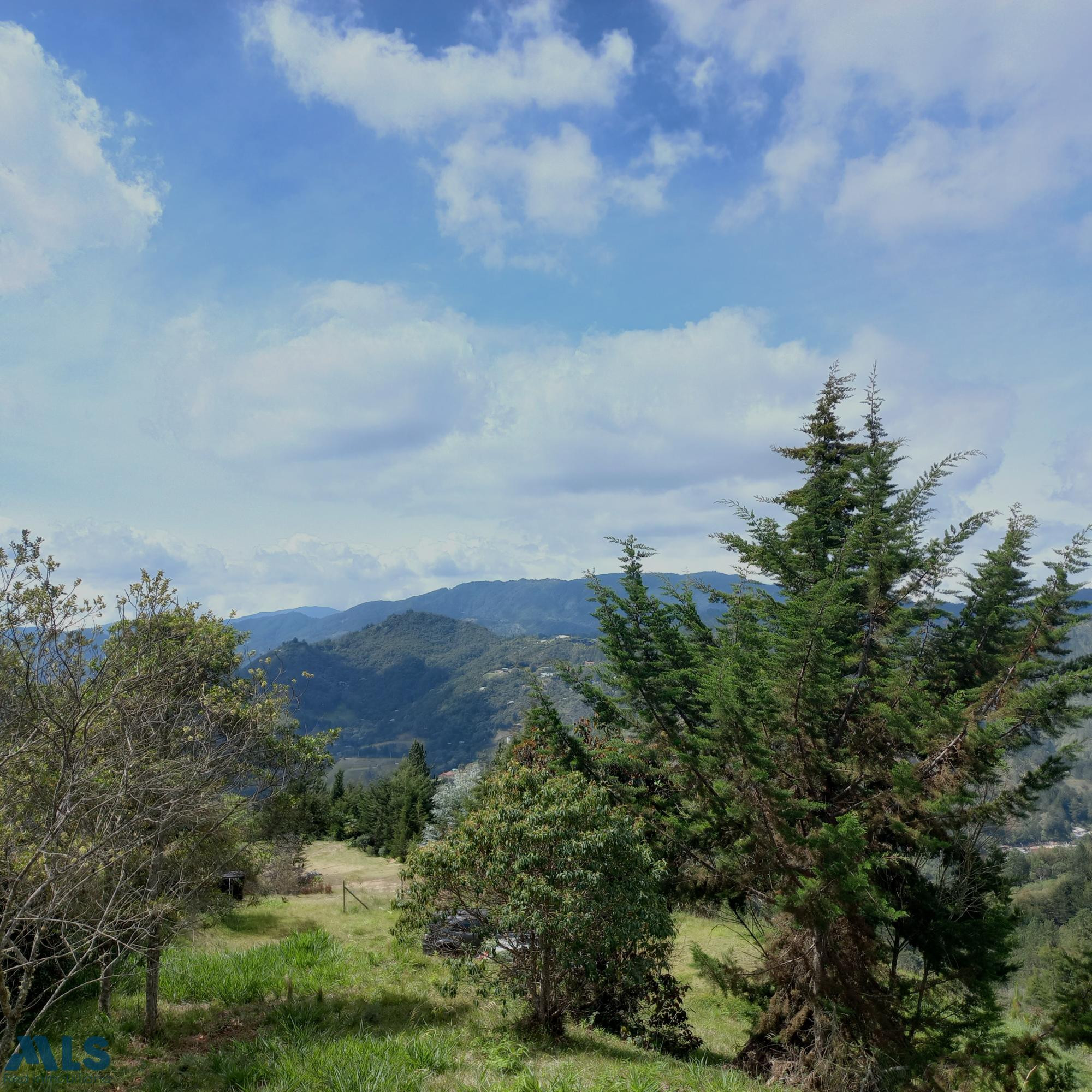 Lote en el Saladito de 10 mil metros cuadrados el-retiro - v el salado