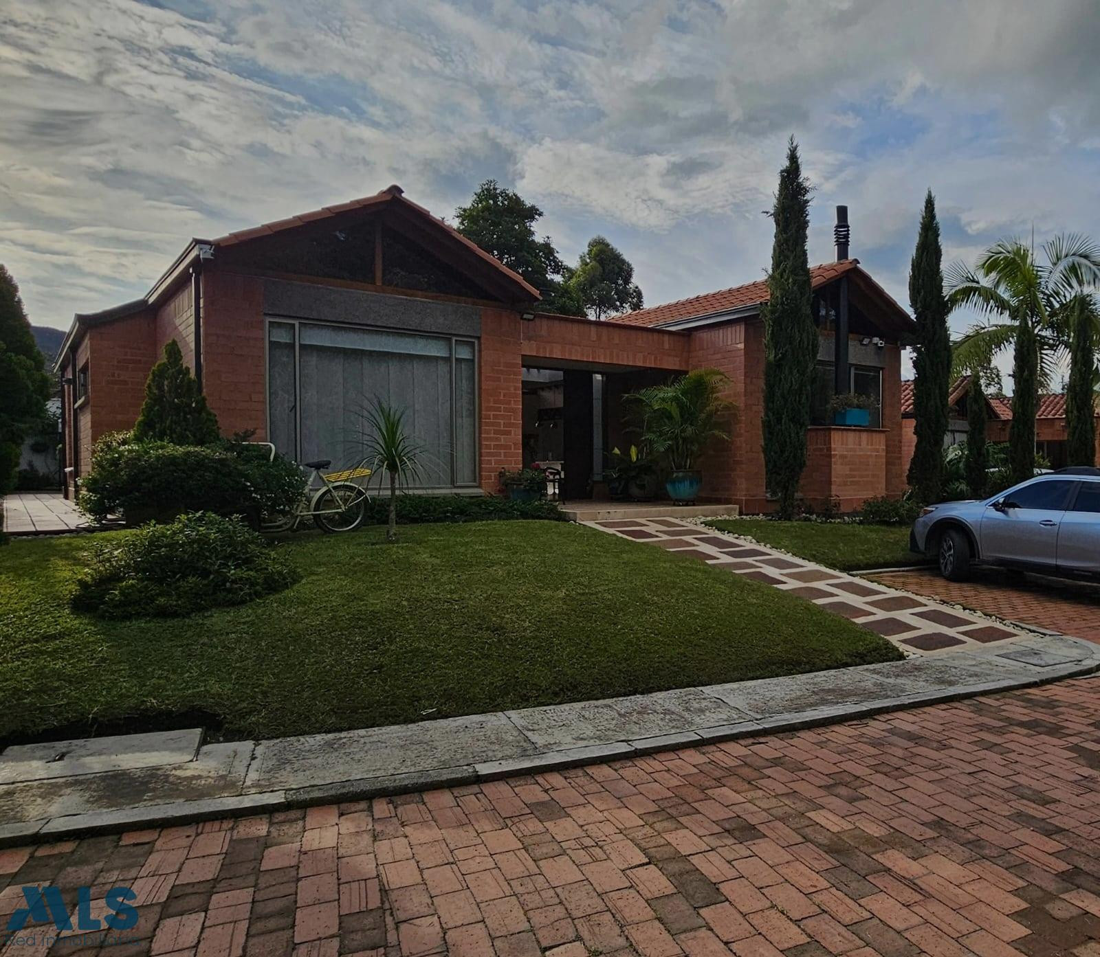 Modernidad en sector tranquilo el-retiro - urbano