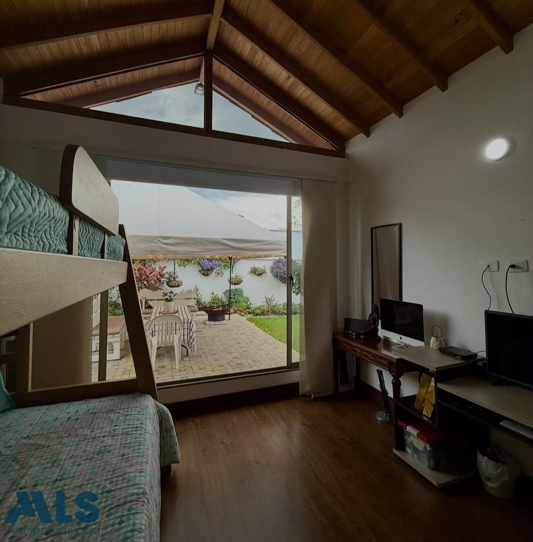 Modernidad en sector tranquilo el-retiro - urbano