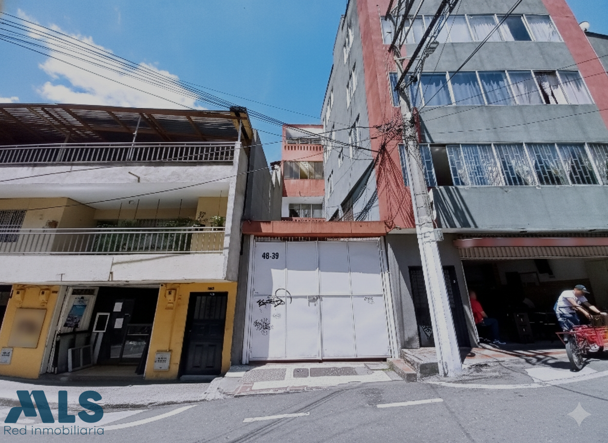 LOCAL COMERCIAL EN BELLO – 321 m² bello - prado