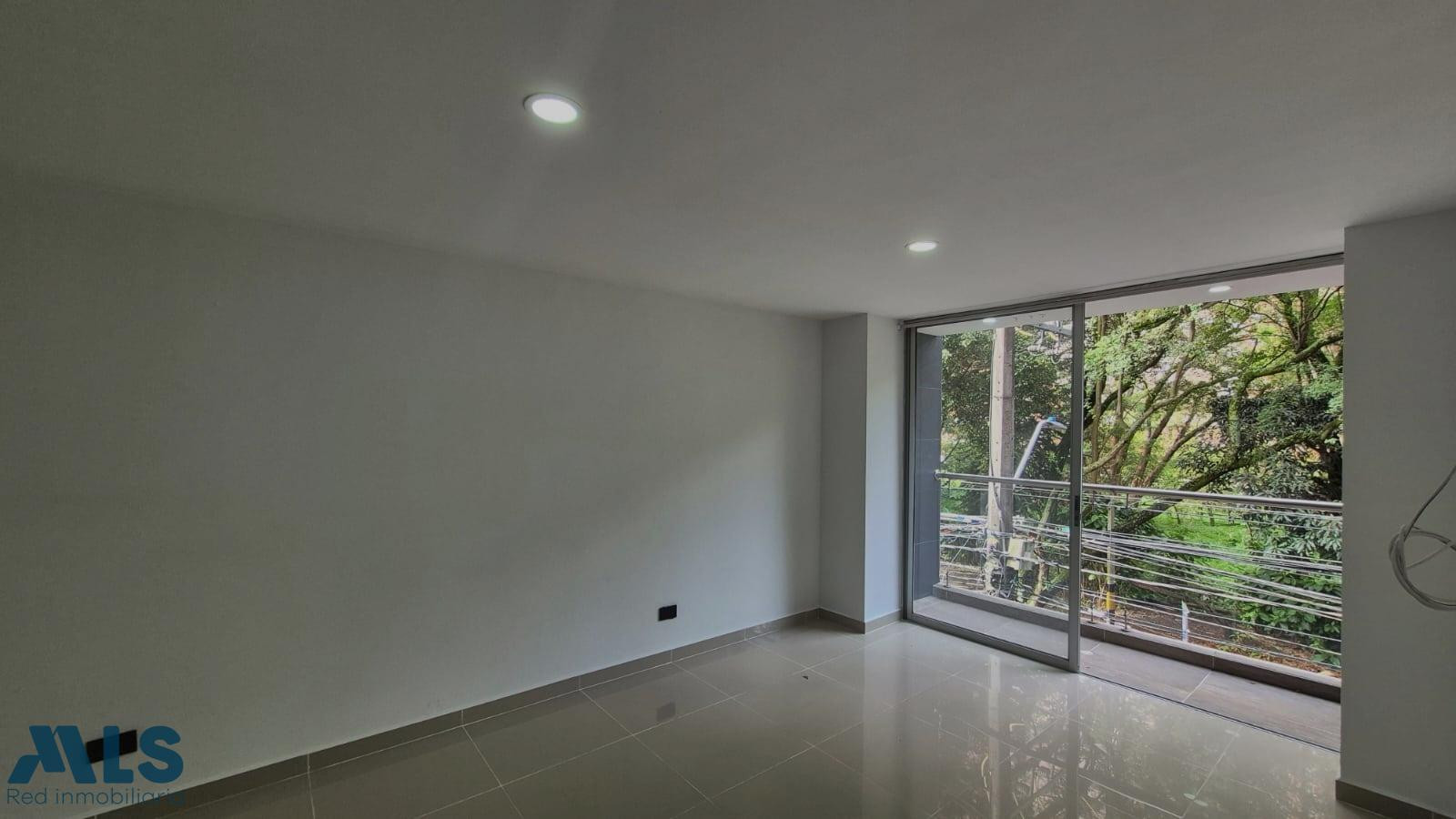 venta de apartamento a pocos minutos de fabricato bello - san jose obrero