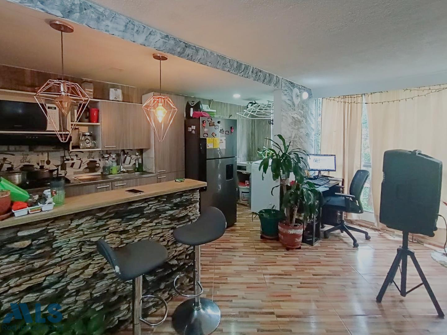 Apartamento tercer piso, san javier el socorro medellin - san javier no 1