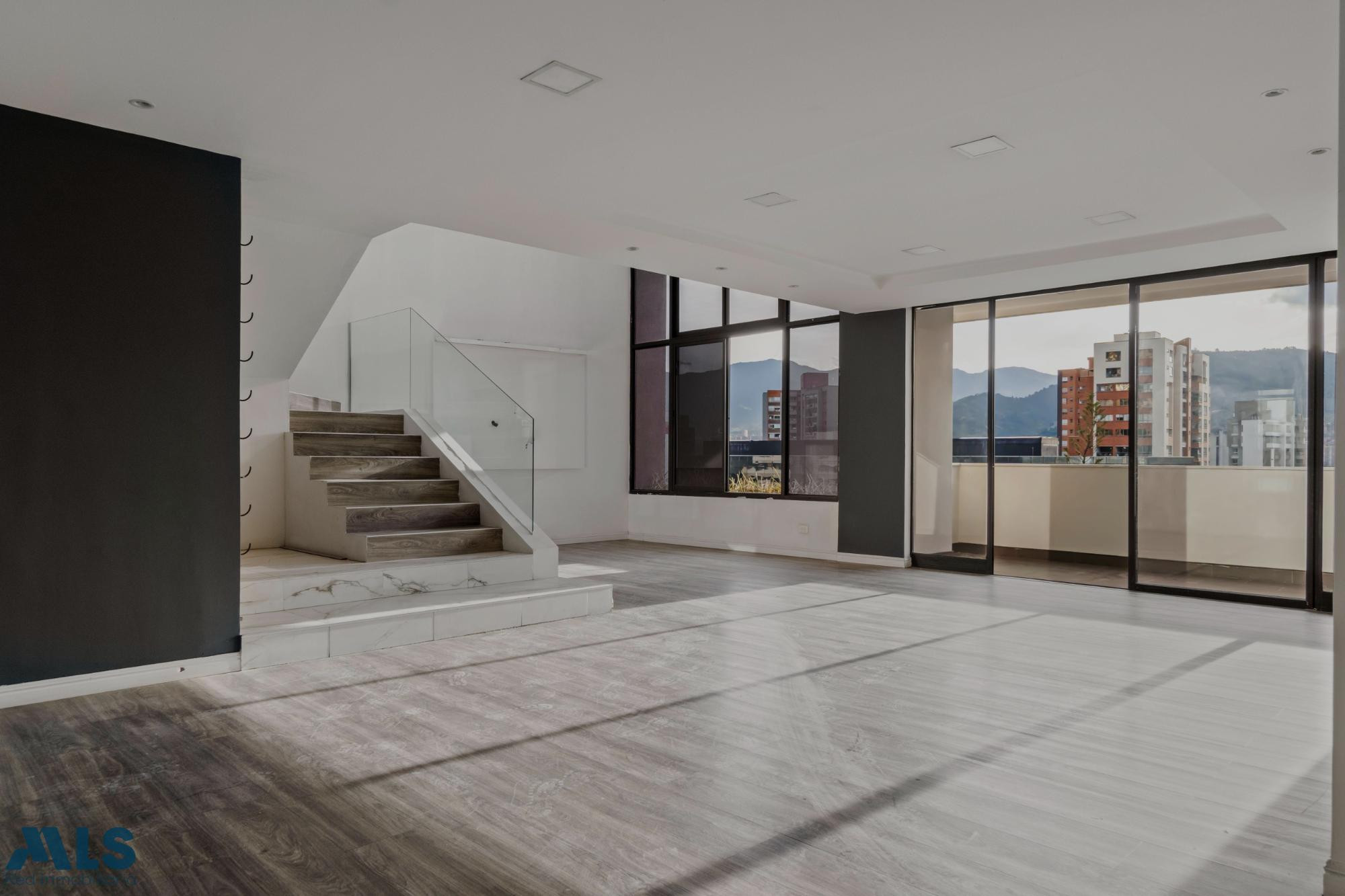 Penthouse en Avenida el Poblado medellin - el campestre