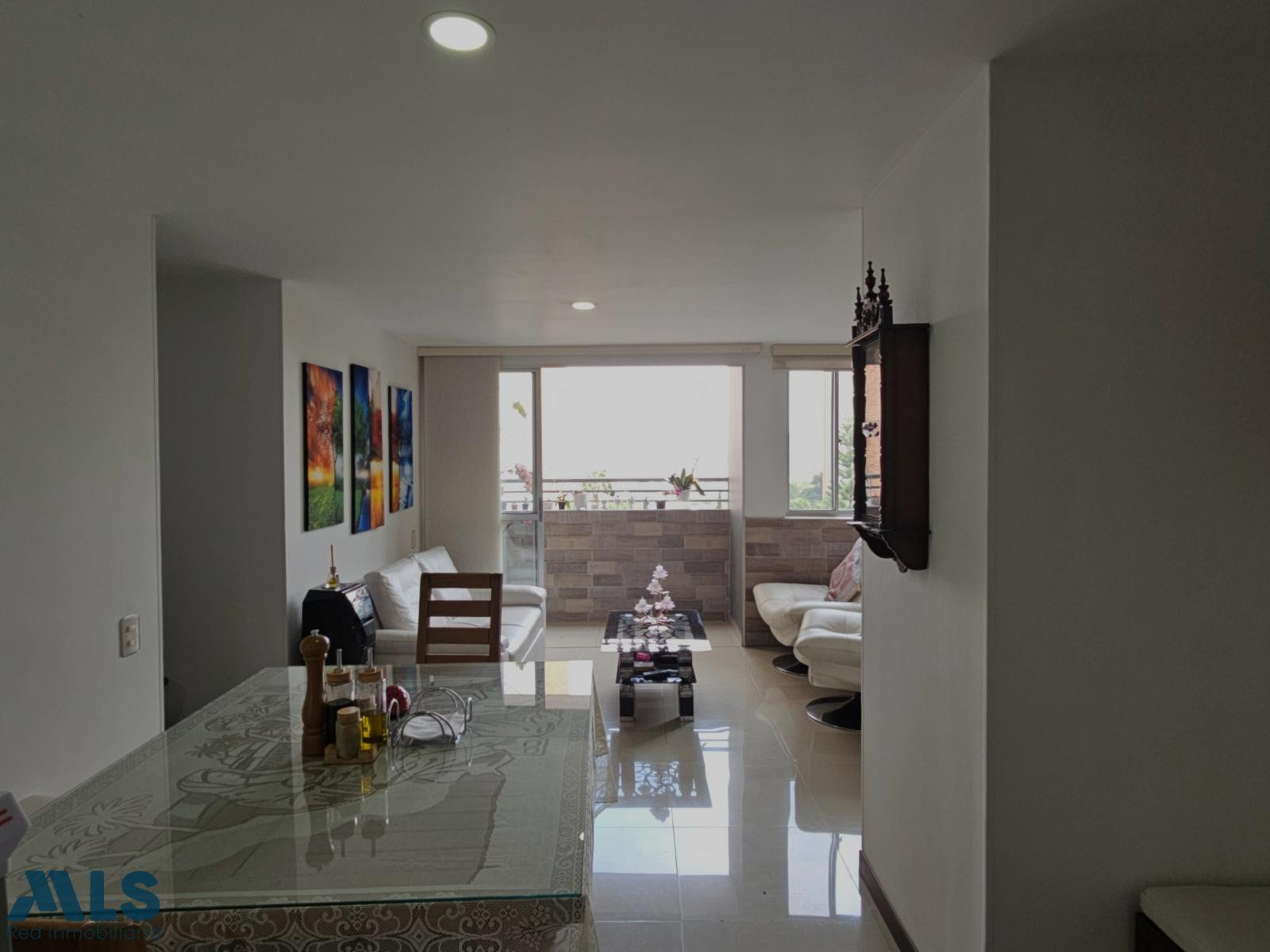 APARTAMENTO MUY BIEN UBICADO UNIDAD COMPLETA SABANETA sabaneta - alto de las flores