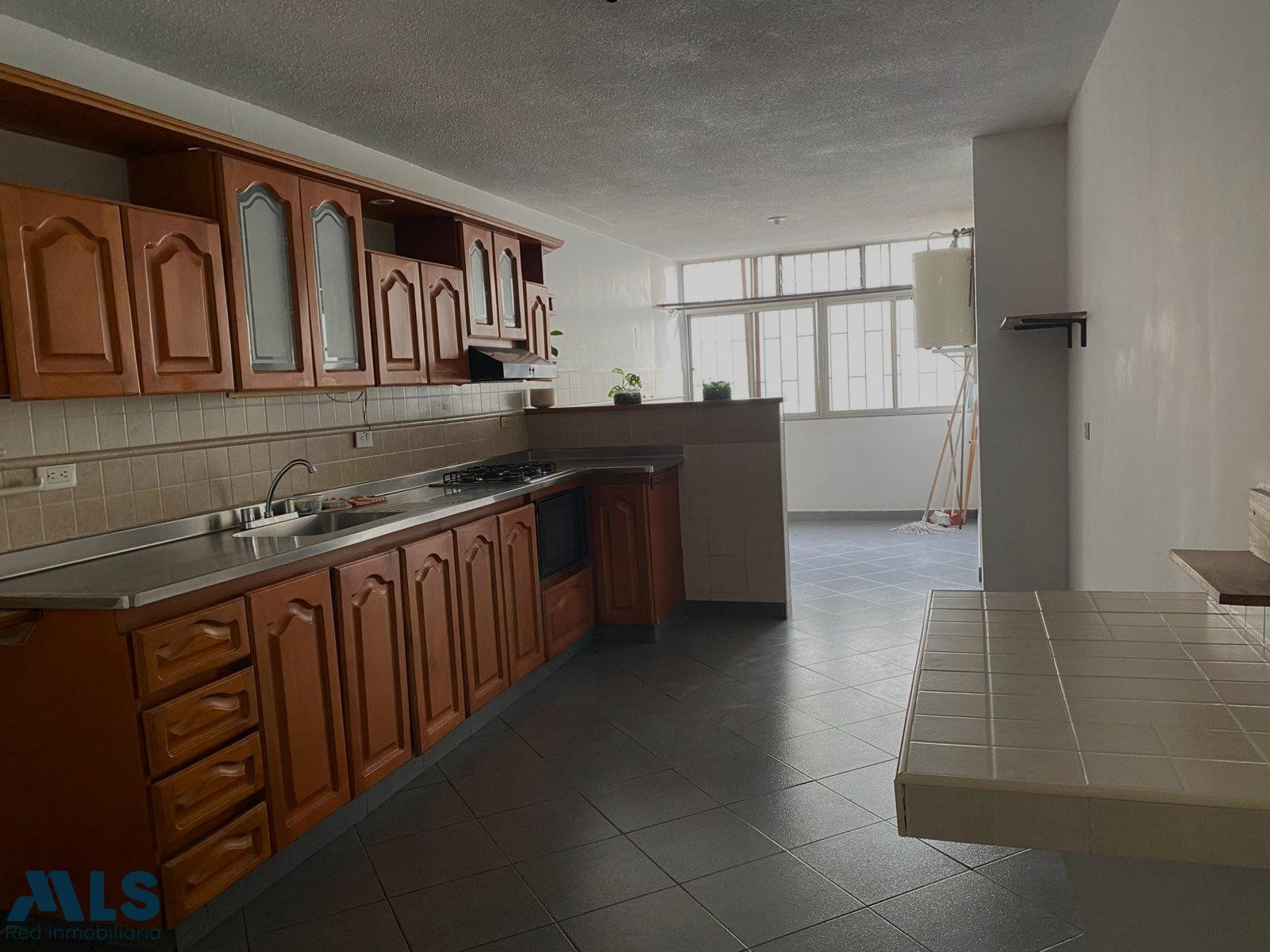 Cómodo y completo apartamento en Laureles medellin - florida nueva