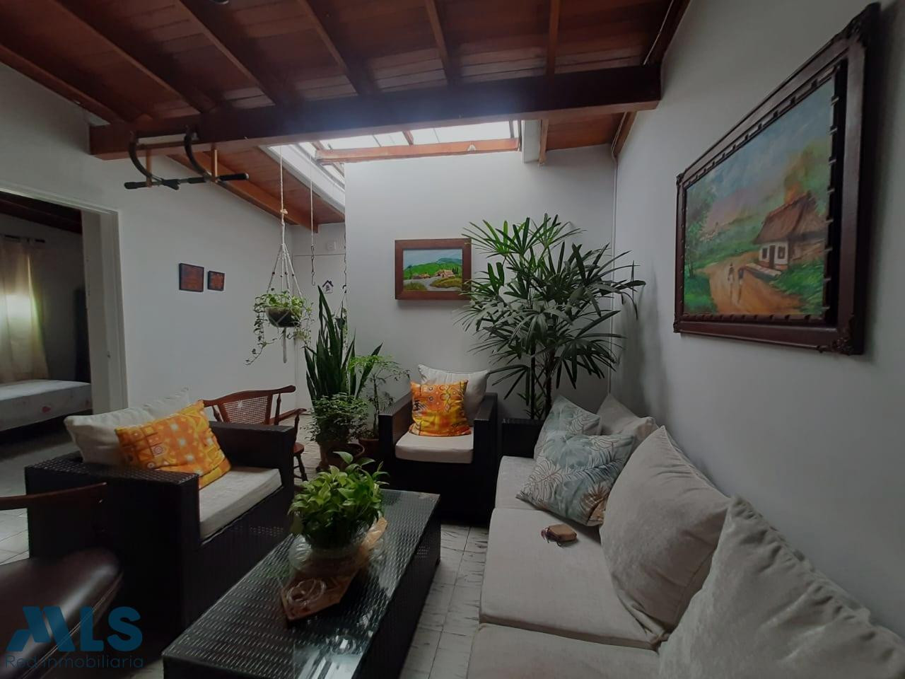 buena ubicación medellin - villa hermosa