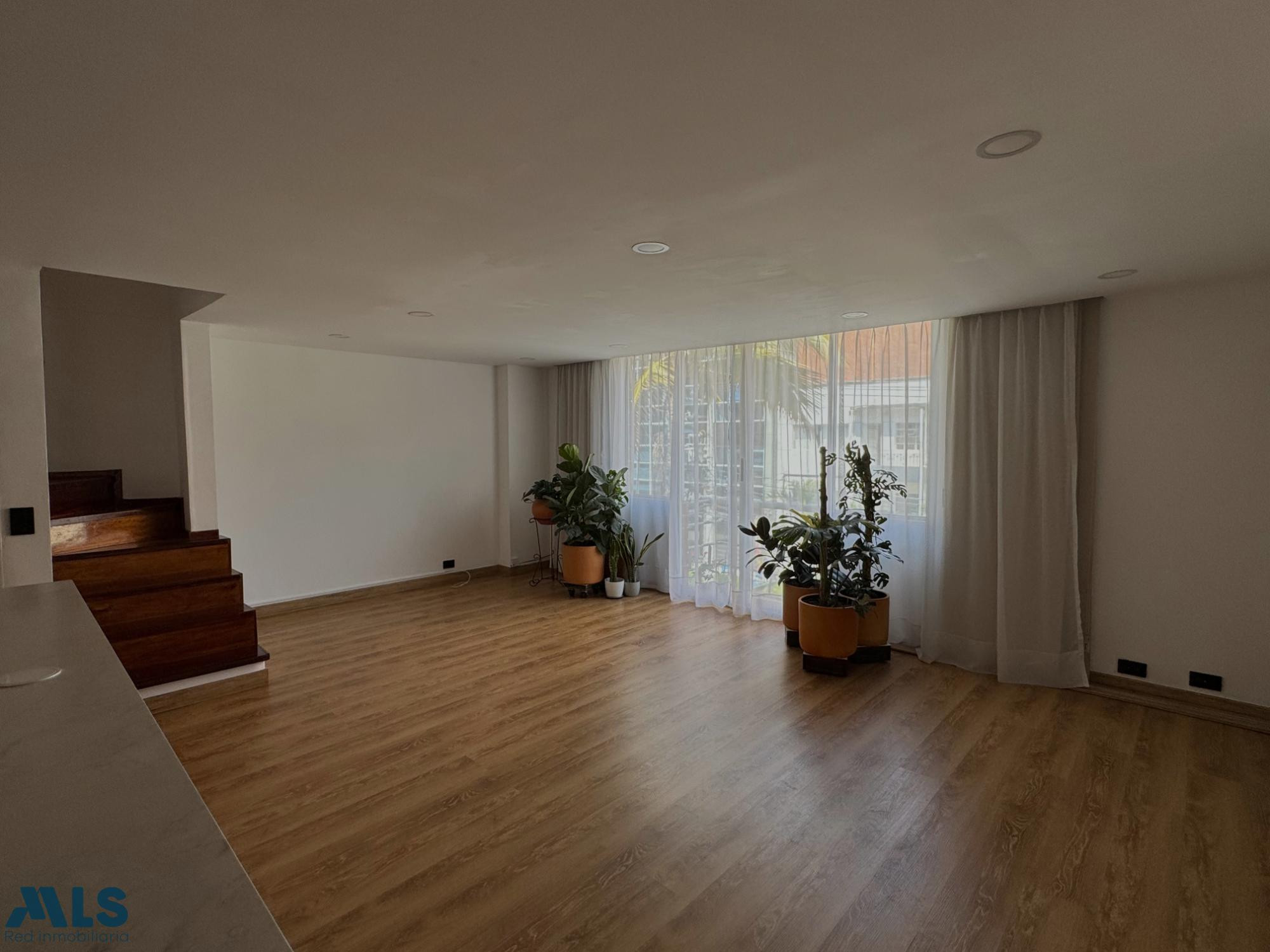 Se vende apartamento en Laureles, sector Estadio medellin - estadio