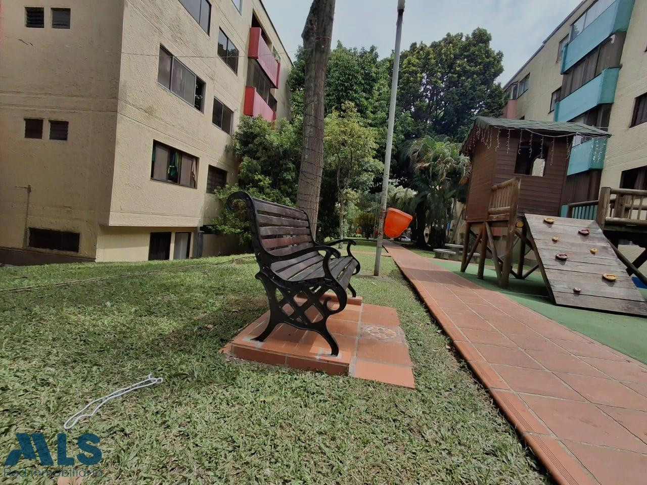 Amplio y Cómodo apartamento en Los Colores. medellin - los colores