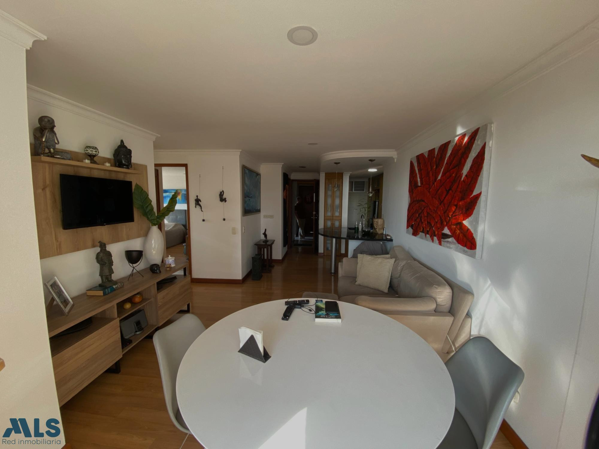 VIVE EN CASTROPOL! medellin - castropol