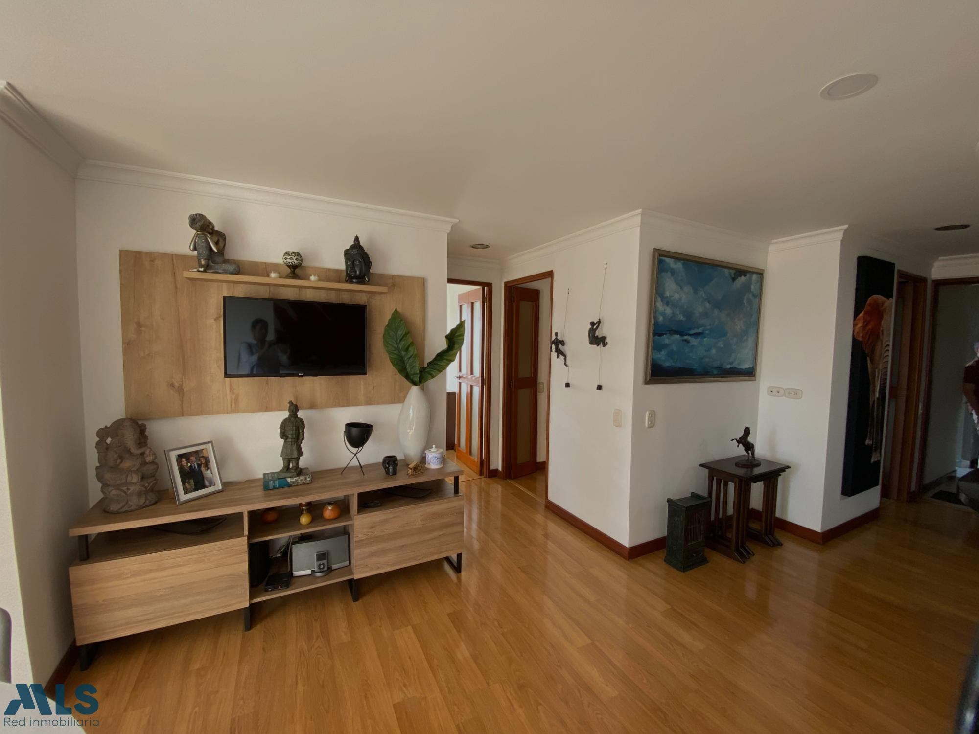 VIVE EN CASTROPOL! medellin - castropol