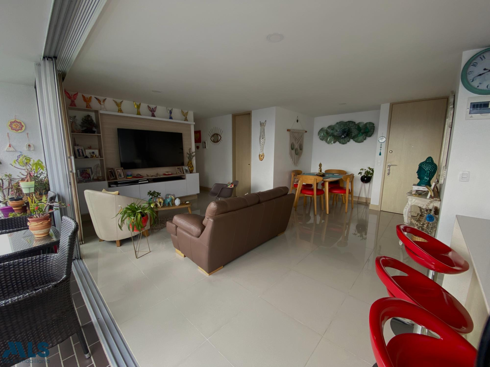 LOMA DEL INDIO, VISTA ESPECTACULAR. medellin - loma del indio