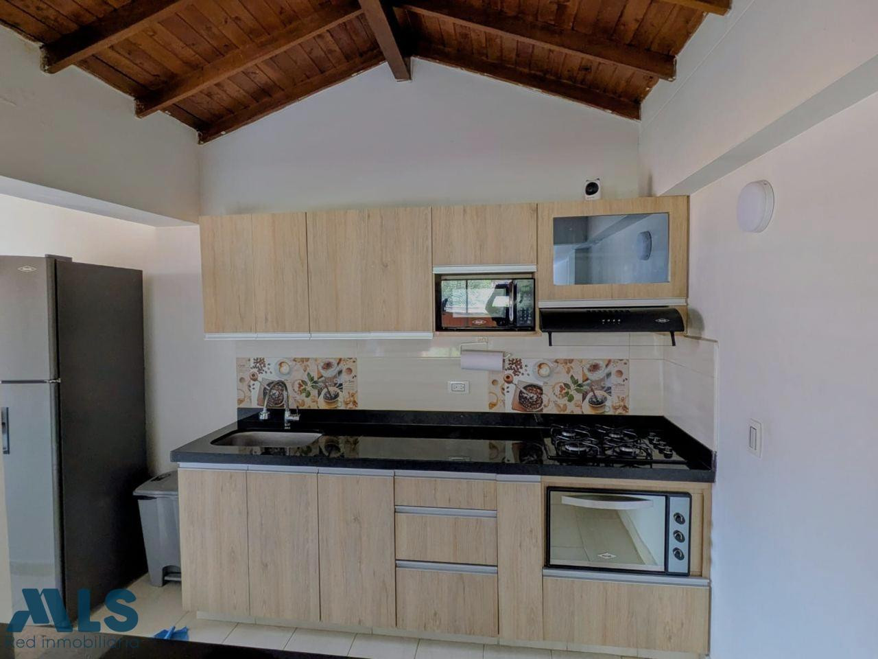 Apartamento en Venta Ubicación Central Loma de los Bernal medellin - loma de los bernal