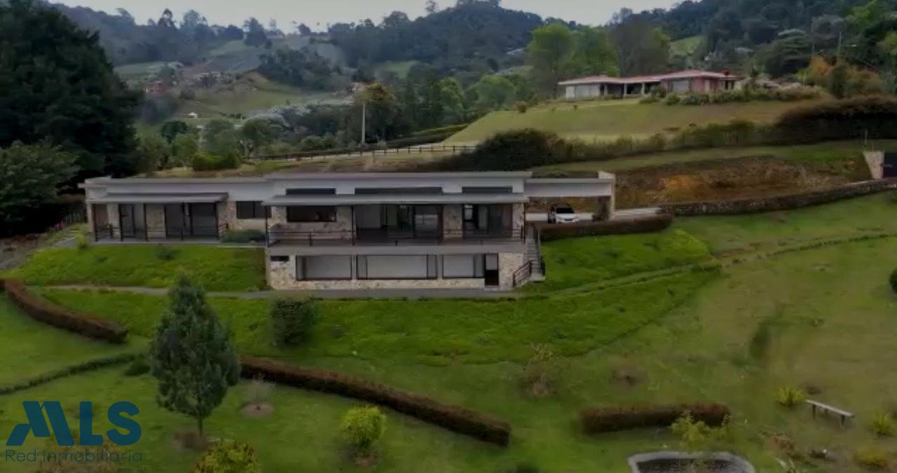 SE VENDE CASA FINCA, VIA LA CEJA LA UNIÓN la-ceja - via la ceja la union