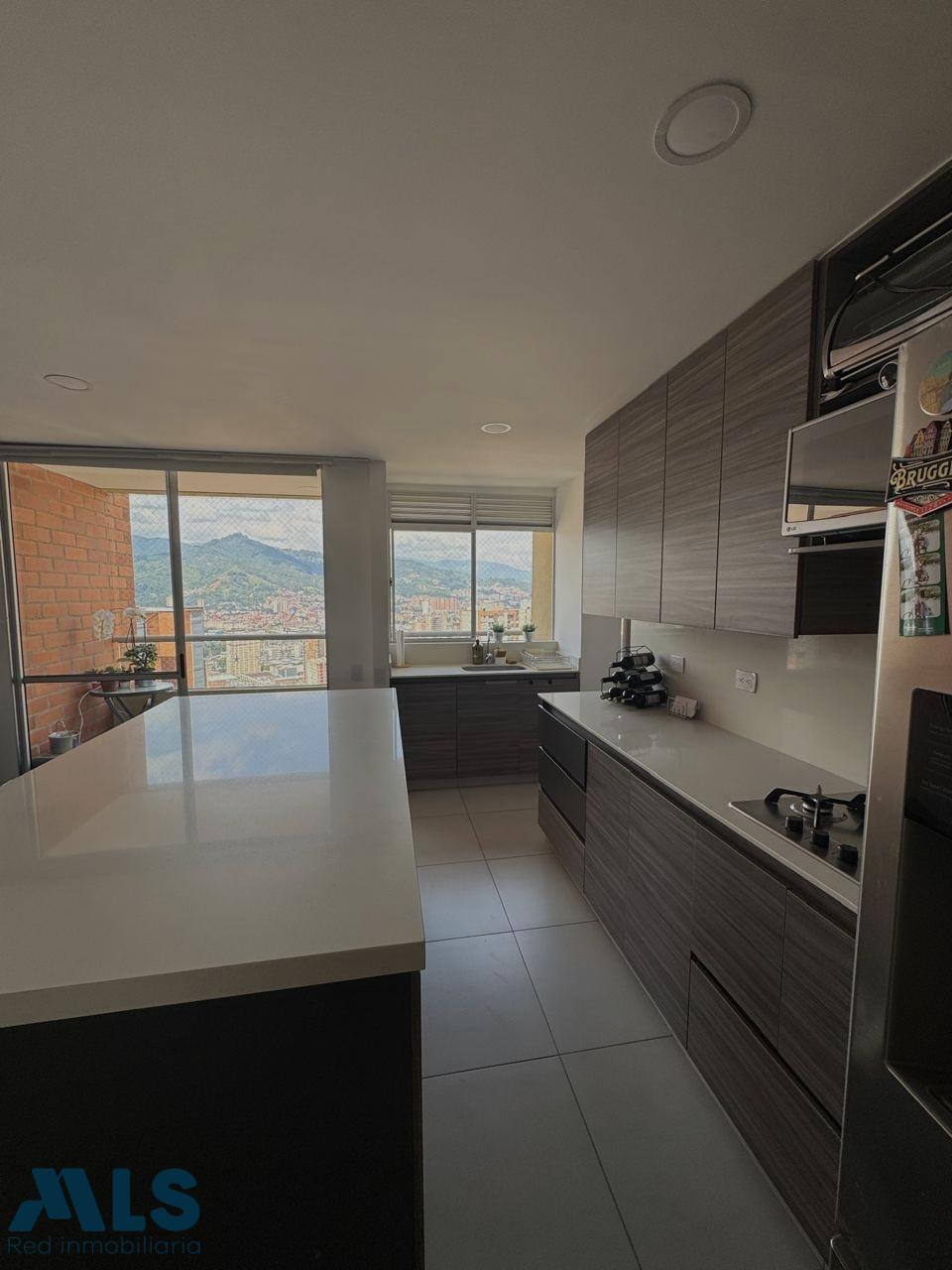 Hermoso apartamento con increíble vista! sabaneta - asdesillas