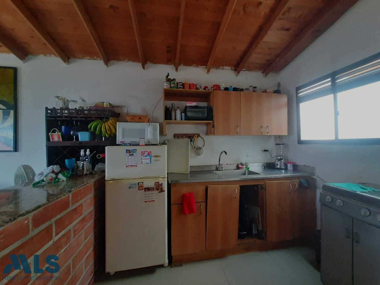 excelente inmueble medellin - doce de octubre no 1