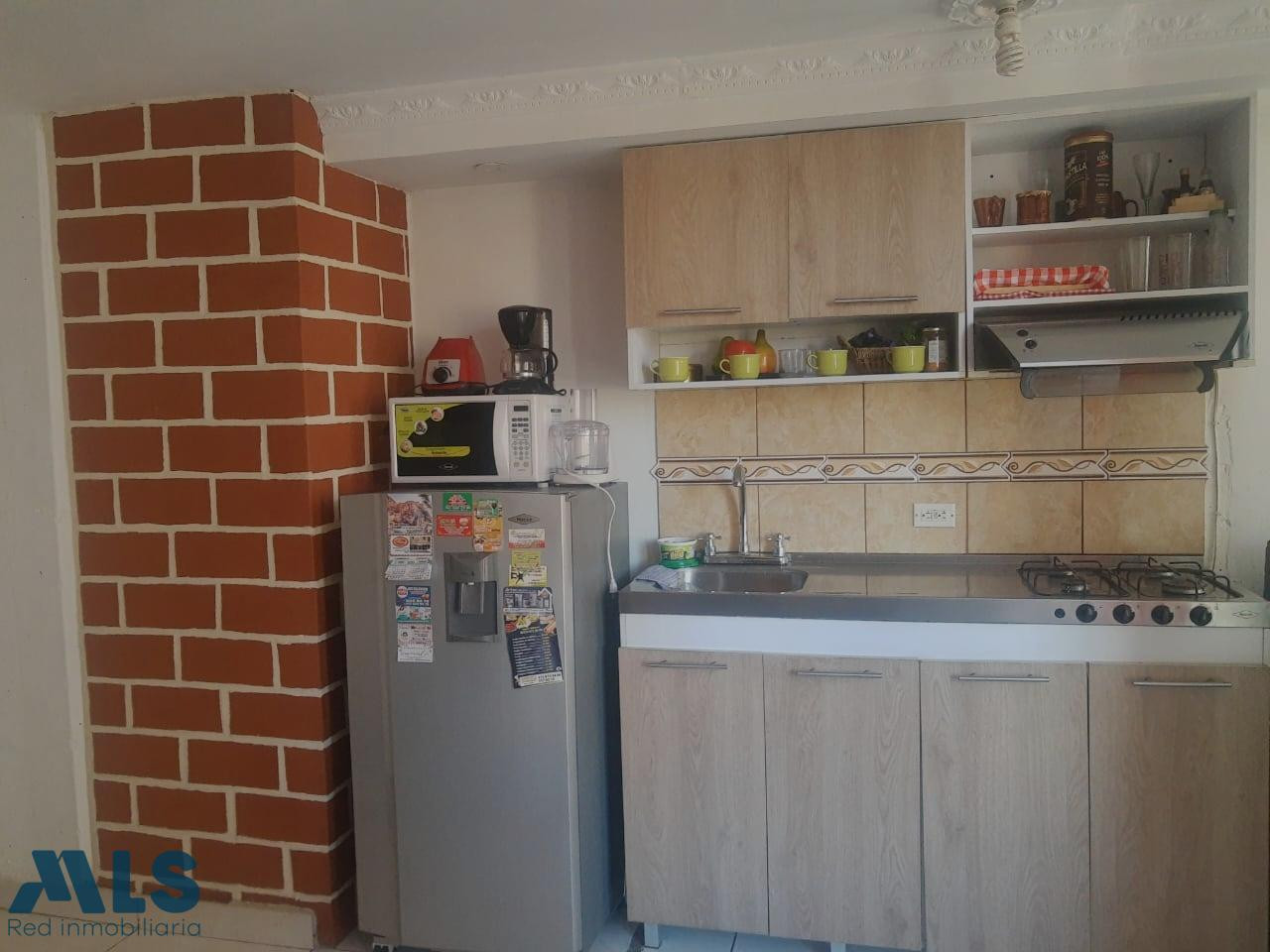 Apartamento iluminado. medellin - robledo