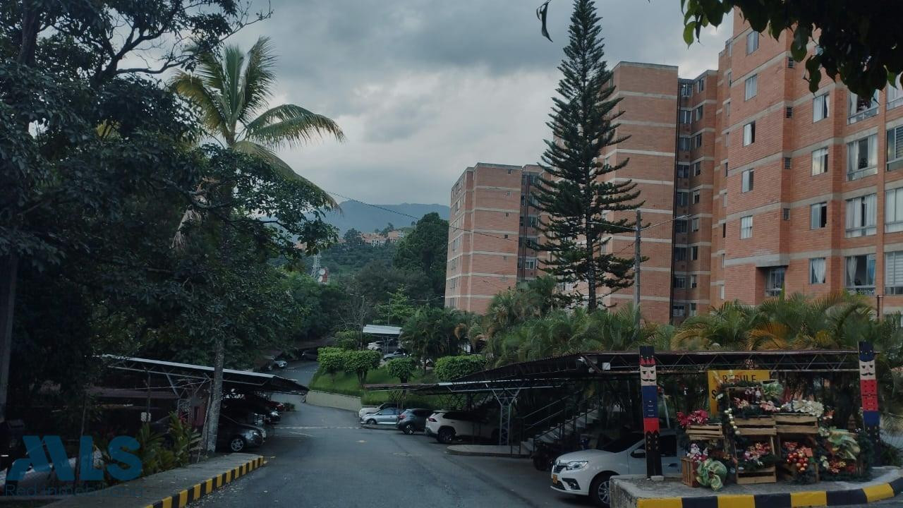 Acogedor Apartamento en Calasanz. medellin - calasanz parte alta