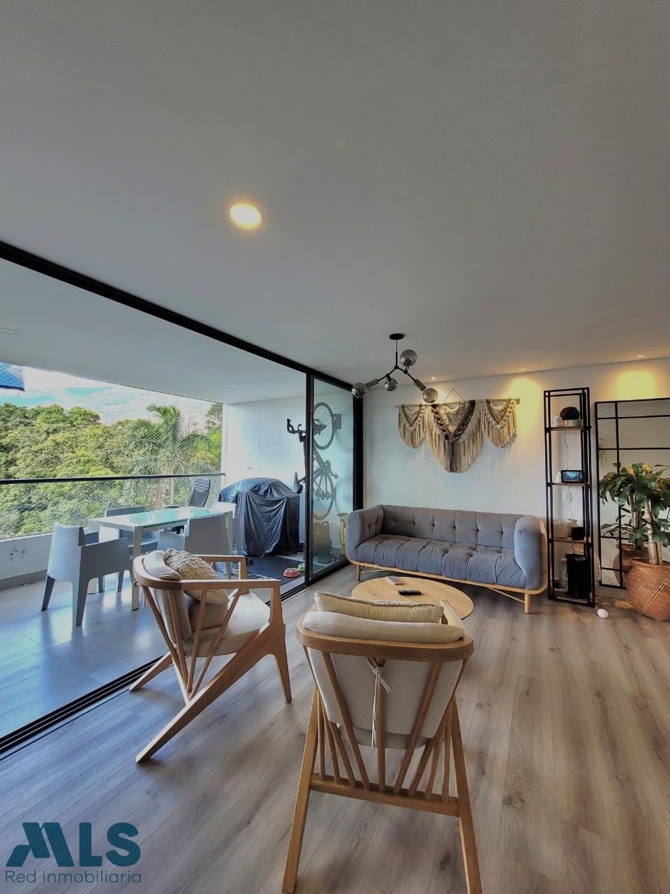 APARTAMENTO ENVIGADO LOMA DE LAS BRUJAS - AMPLIO BALCON envigado - loma de las brujas