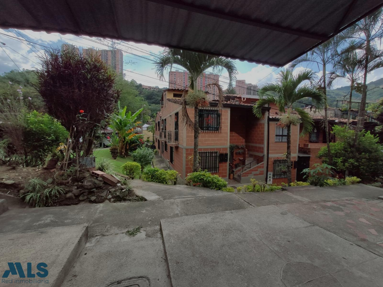 Casa Unifamiliar en El Rodeo medellin - el rodeo