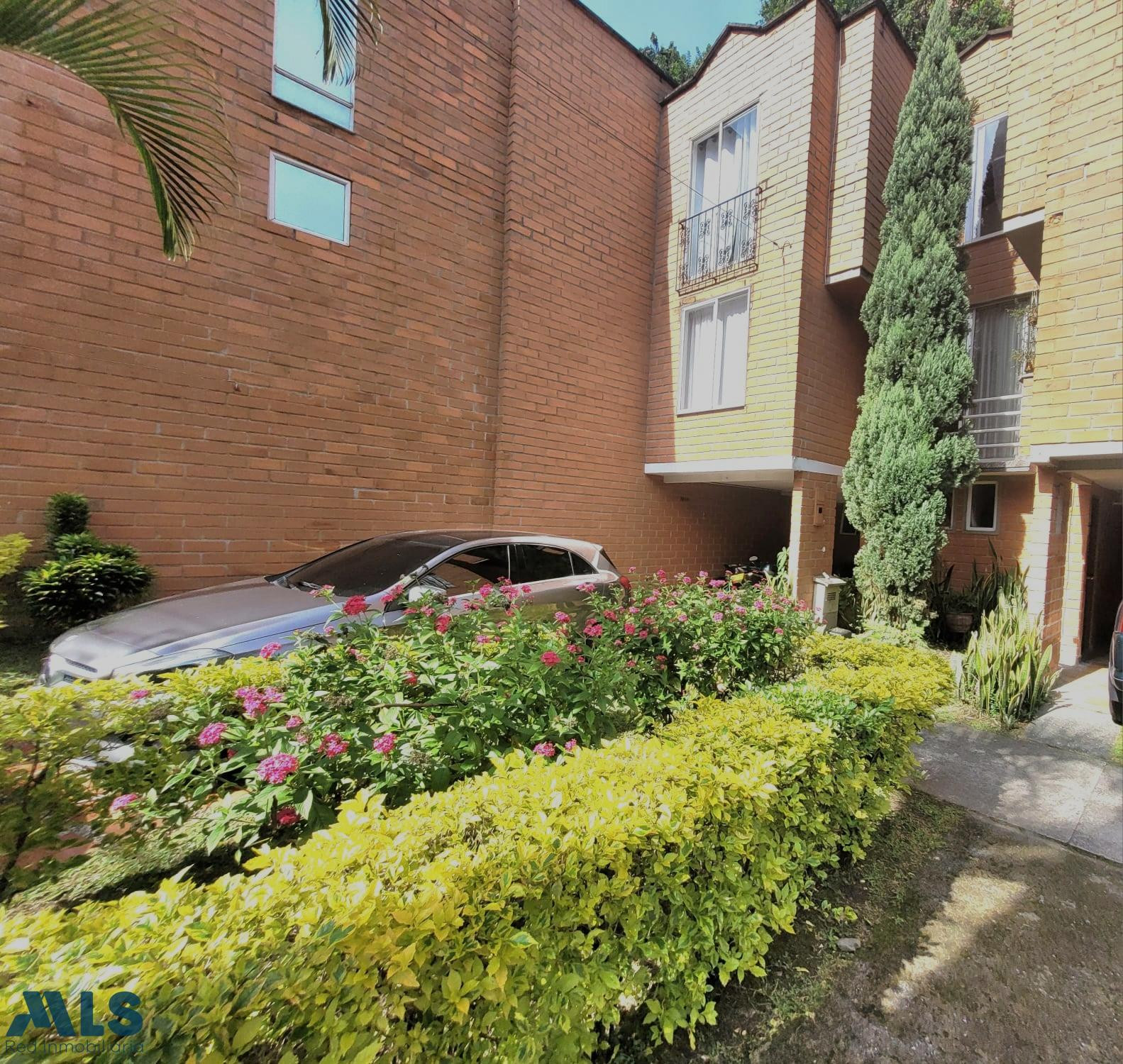 CASA ENVIGADO UNIDAD CERRADA - PARA REMODELAR envigado - camino verde