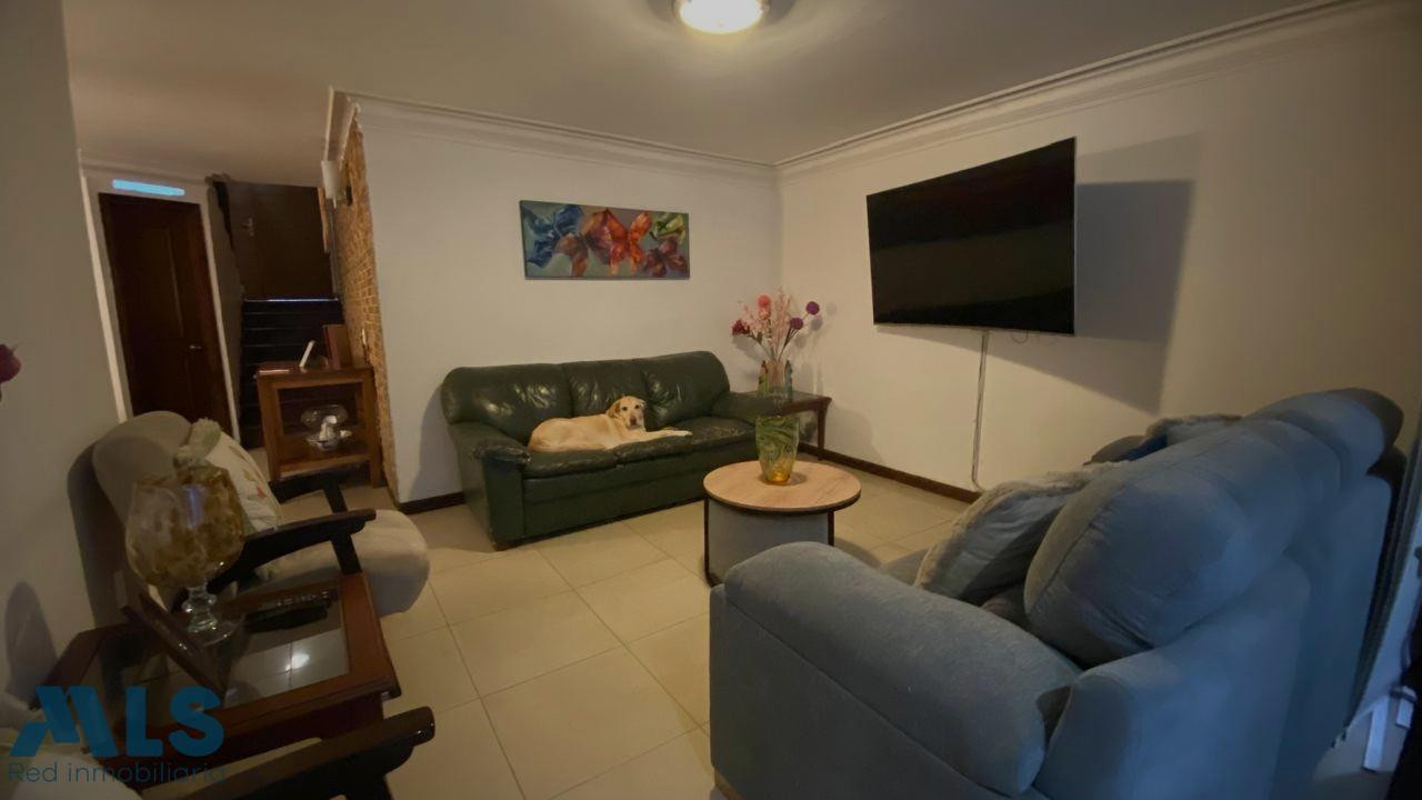 HERMOSA CASA EN EL POBLADO medellin - loma los gonzalez