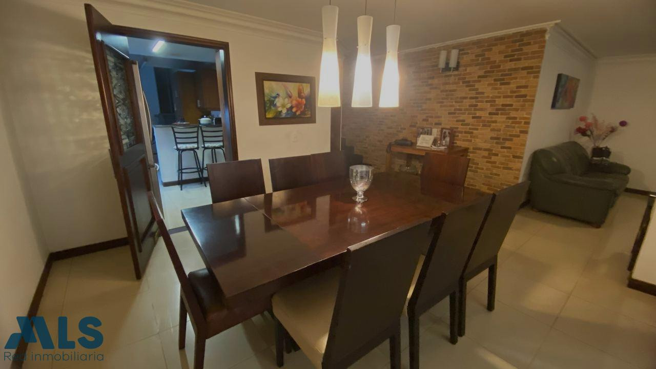 HERMOSA CASA EN EL POBLADO medellin - loma los gonzalez