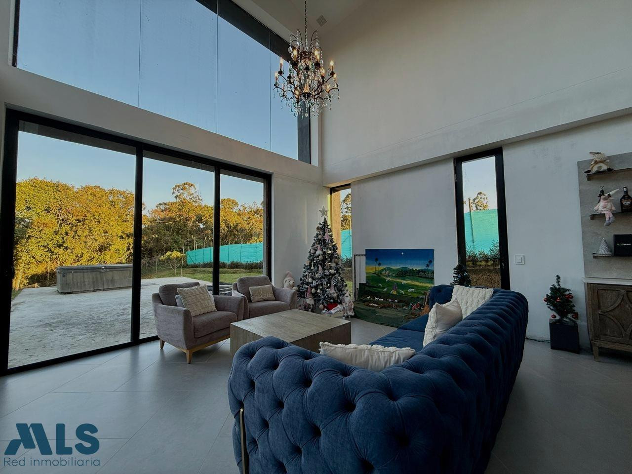 Casa en parcelación con gran potencial en Alto de Las Palmas envigado - alto de las palmas