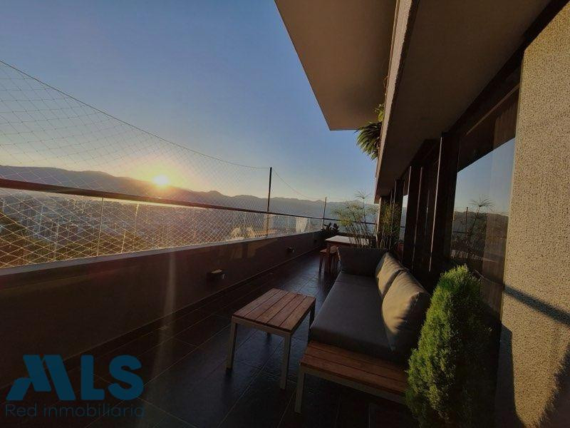Apartamento con vista a la ciudad con atardeceres espectaculares medellin - las palmas