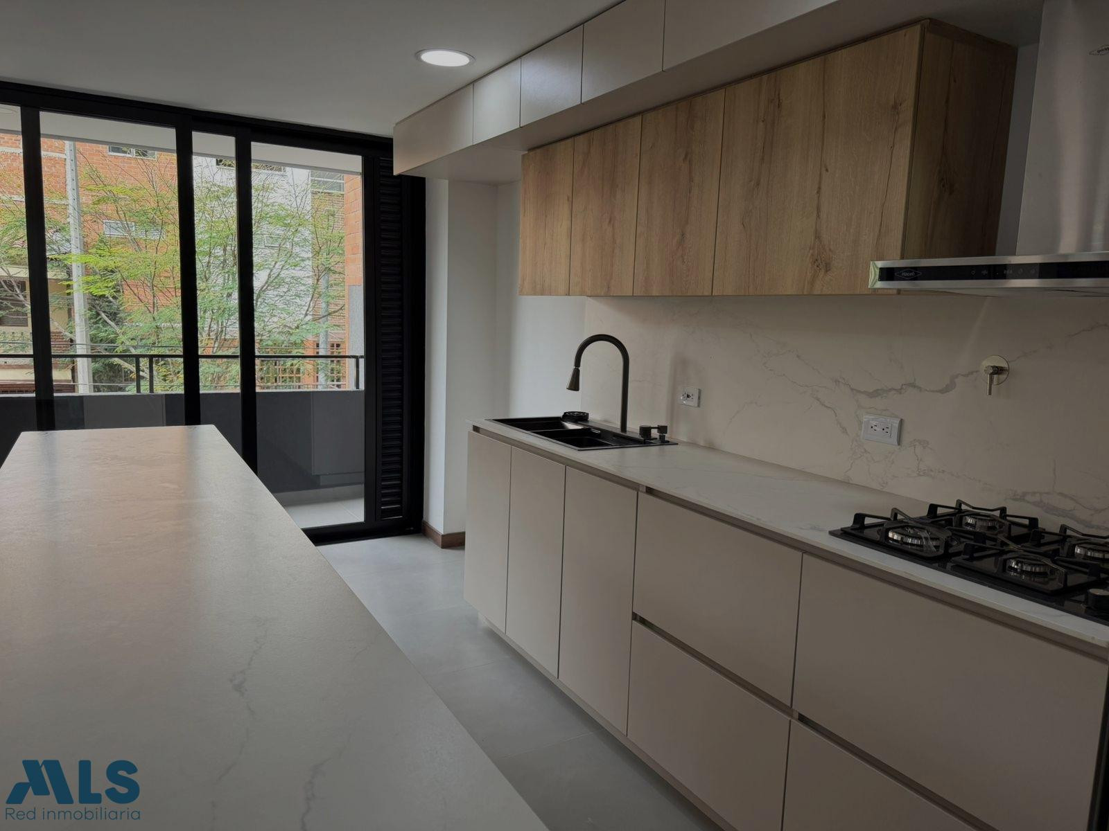 ¡Para estrenar! Amplio apartamento con terraza en Laureles medellin - san joaquin